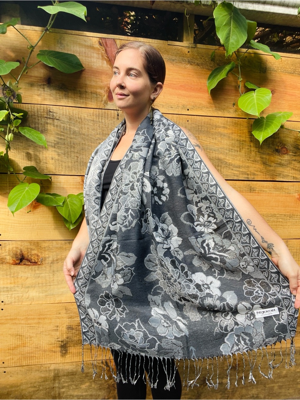 Guatemalan Gray Floral Fringe Pashmina Scarf - Unbranded